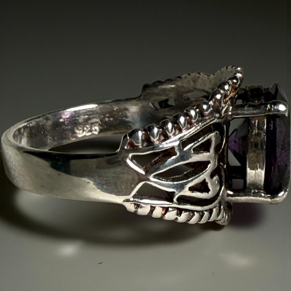 Vintage stamped Amethyst Sterling silver Ring 8.5 10.10 G - Picture 3 of 12